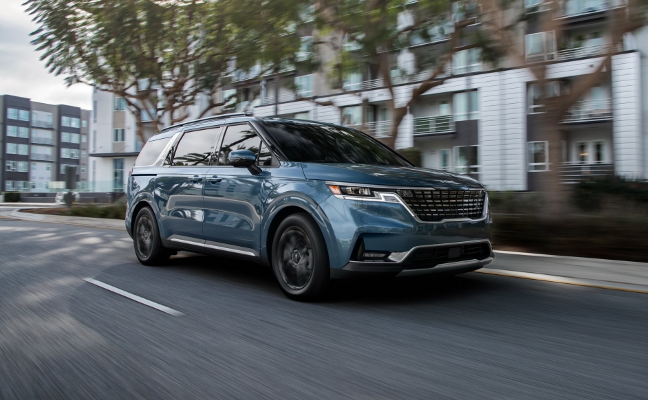 2022-kia-carnival-minivan-11