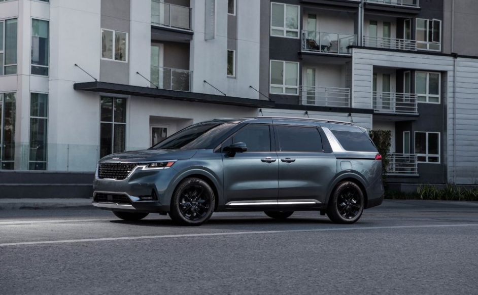 קיה קרניבל 2022